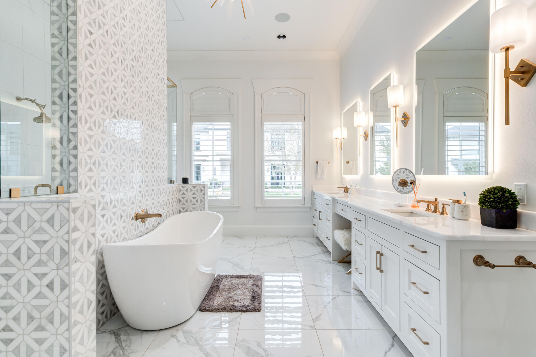 4003 104th Street Lubbock, TX 79423 - Photo 74 of 111 4003-104th-St_Lubbock-TX_71_Primary-Bath