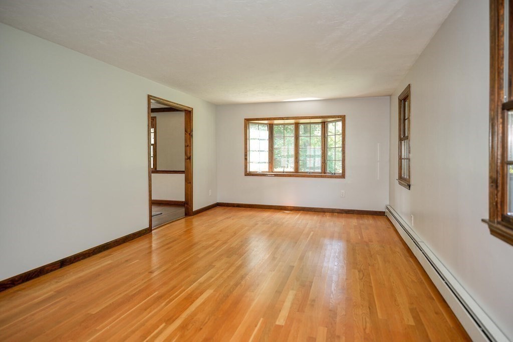 425 Stow Road Marlborough, MA 01752 - Photo 9 of 32 Gallery Image 9
