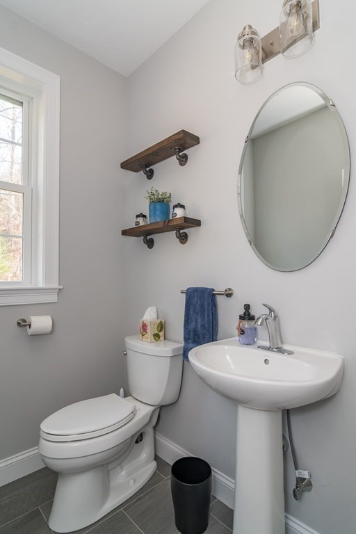 49 Field Pond Road Milford, MA 01757 - Photo 6 of 32 Gallery Image 6