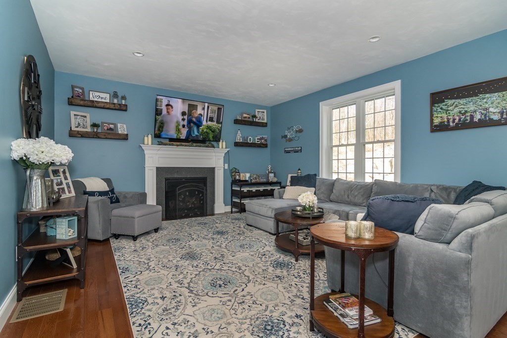 49 Field Pond Road Milford, MA 01757 - Photo 8 of 32 Gallery Image 8