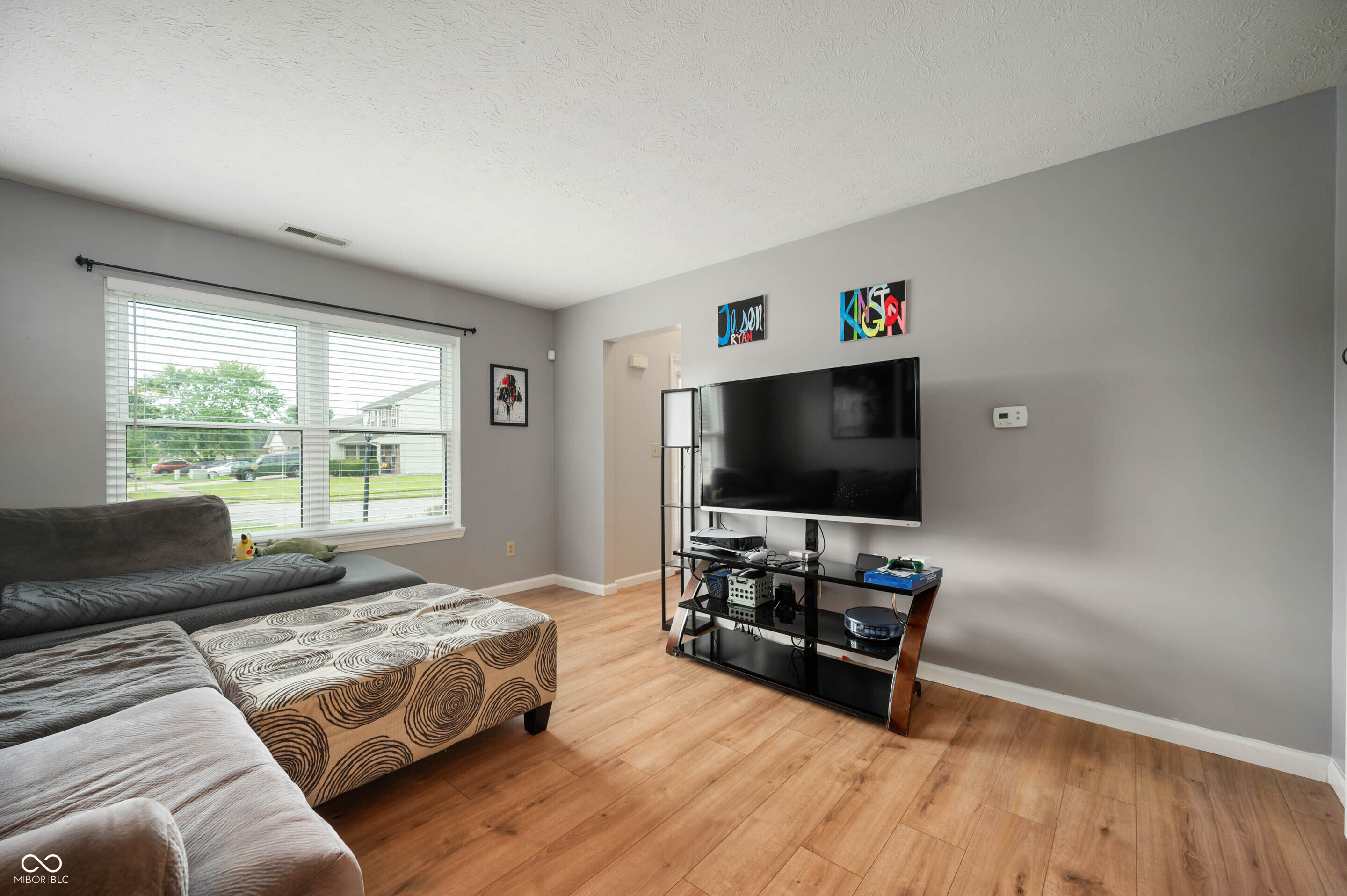 11008 Springtree Place Indianapolis, IN 46239 - Photo 11 of 24 Gallery Image 11