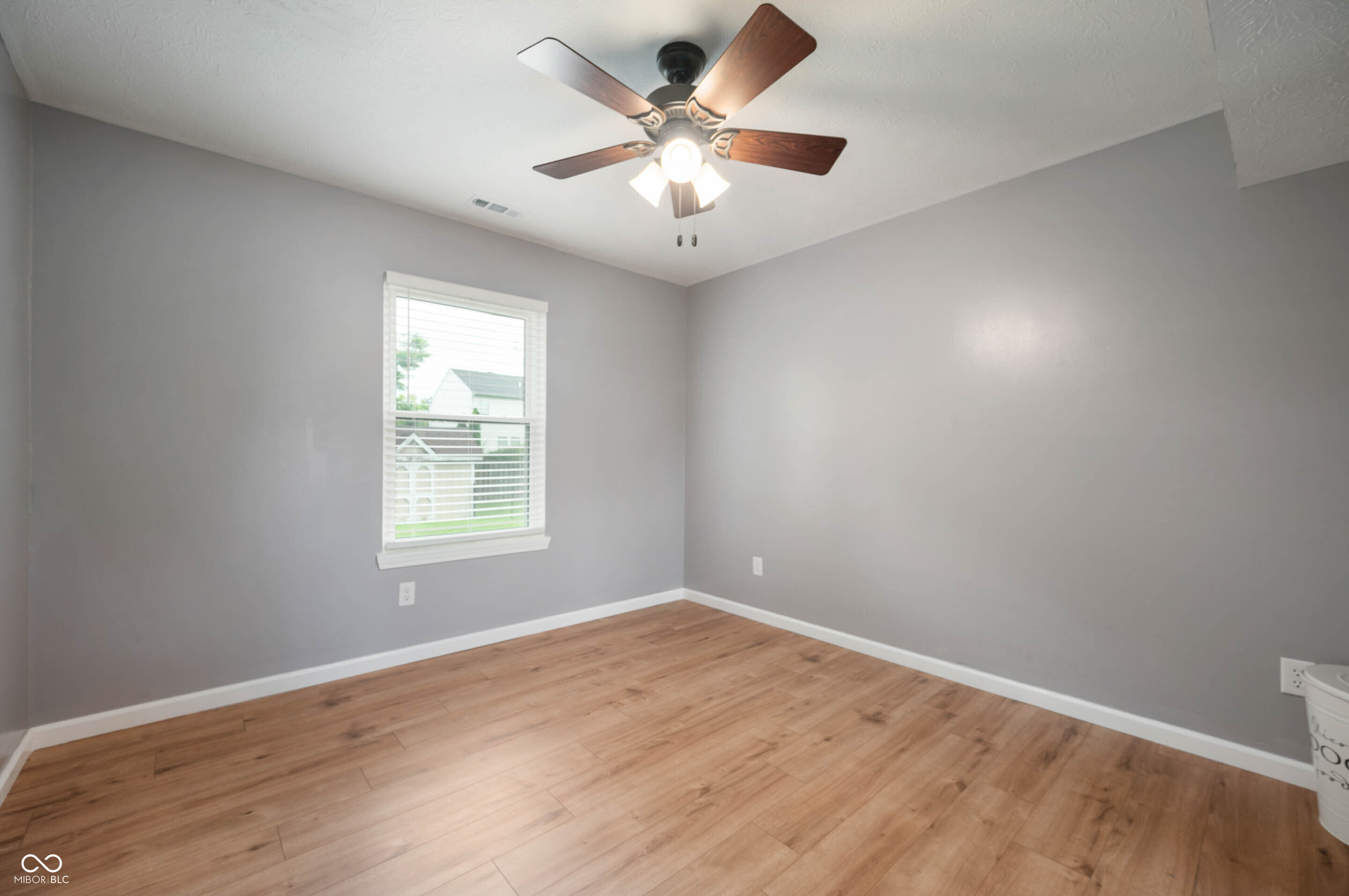 11008 Springtree Place Indianapolis, IN 46239 - Photo 12 of 24 Gallery Image 12