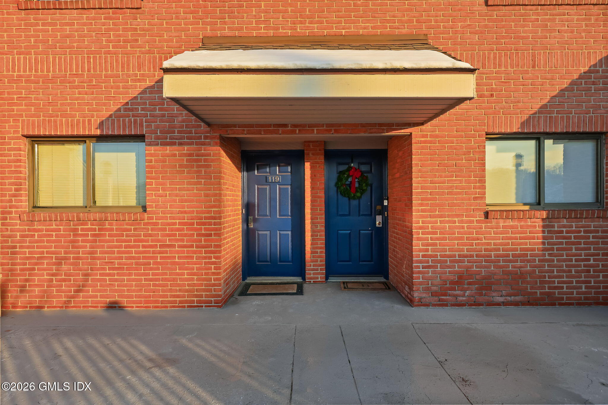 11 River Road, Unit 119 Cos Cob, CT 06807 - Photo 2 of 20 1-web-or-mls-11-river-rd-unit-119