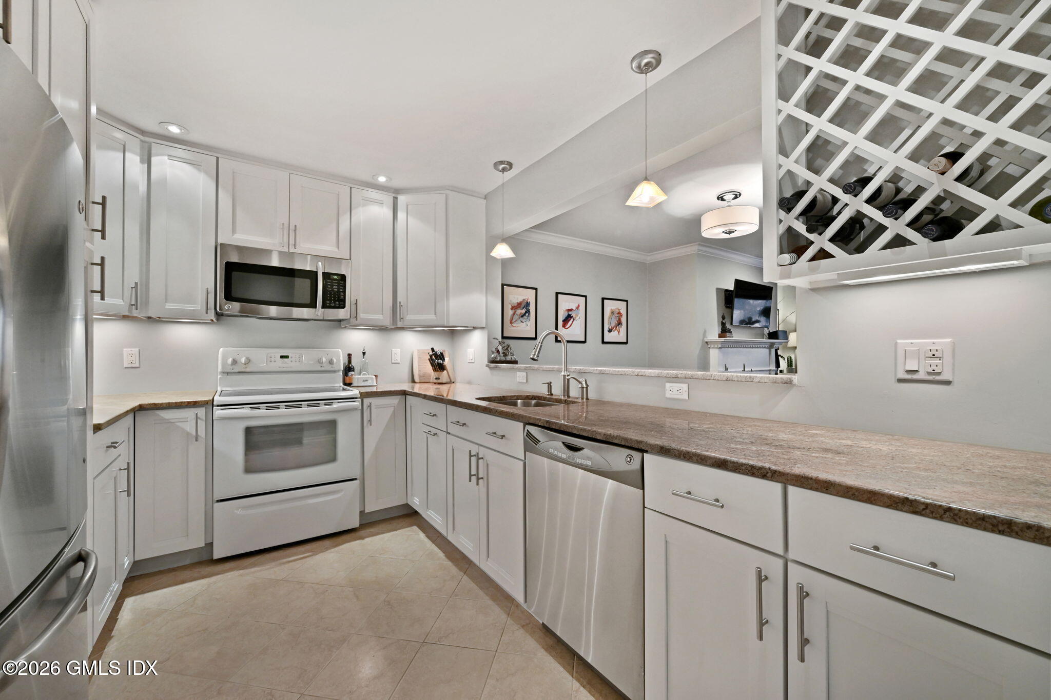 11 River Road, Unit 119 Cos Cob, CT 06807 - Photo 10 of 20 11-web-or-mls-11-river-rd-unit-119