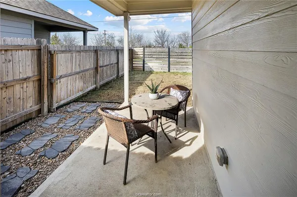$2,100 | 1079 Toledo Bend Drive, College Station, TX 77845