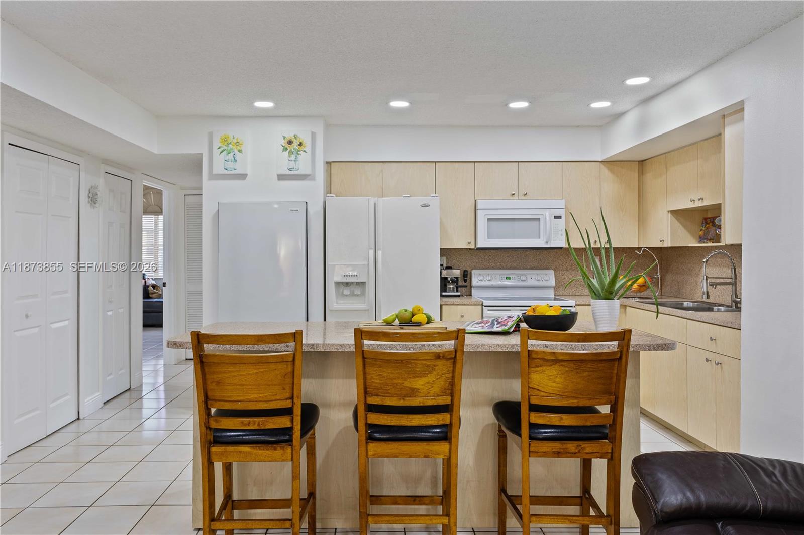 7801 Southwest 9th Terrace Miami, FL 33144 - Photo 8 of 37