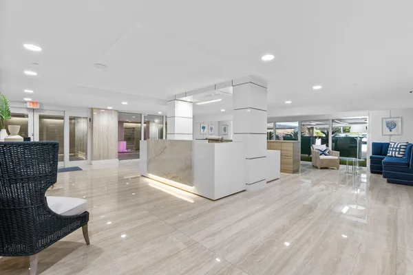 $10,250 | 2773 South Ocean Boulevard, Unit 517, Palm Beach, FL 33480