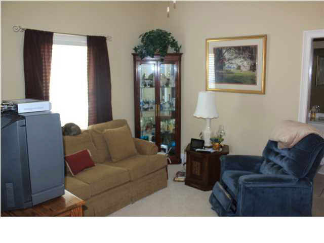 104 Red Oak Ridge Brandon, MS 39047 - Photo 14 of 23 Third Bedroom