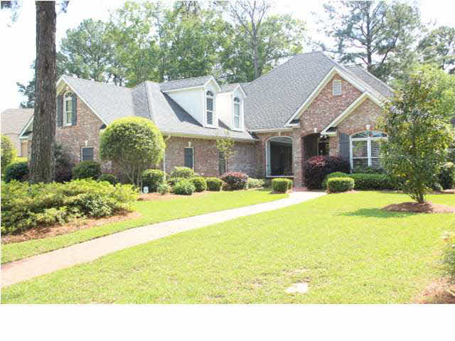 104 Red Oak Ridge Brandon, MS 39047 - Photo 2 of 23 Front Side View