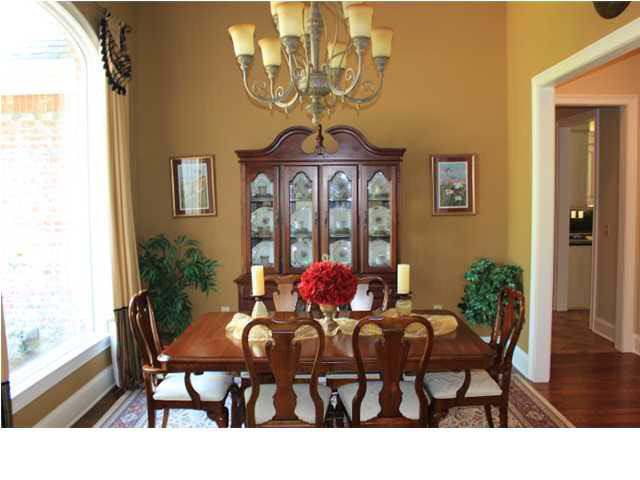 104 Red Oak Ridge Brandon, MS 39047 - Photo 5 of 23 Dining Area
