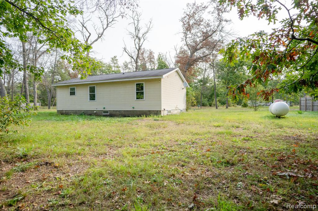 4052 South Harvard Avenue Baldwin, MI 49304 - Photo 8 of 43