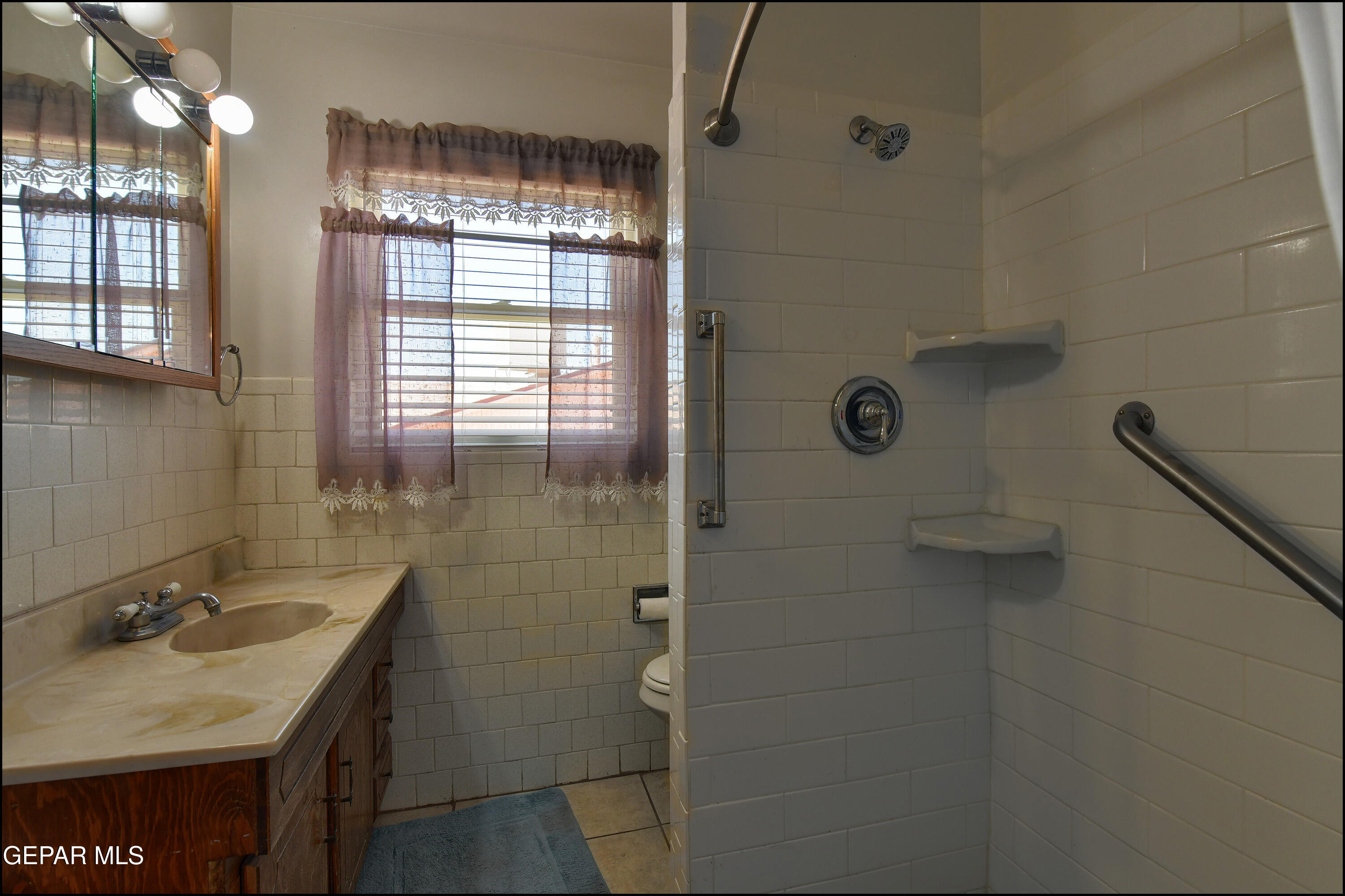 5107 Raymond Jays Road El Paso, TX 79903 - Photo 13 of 35 25