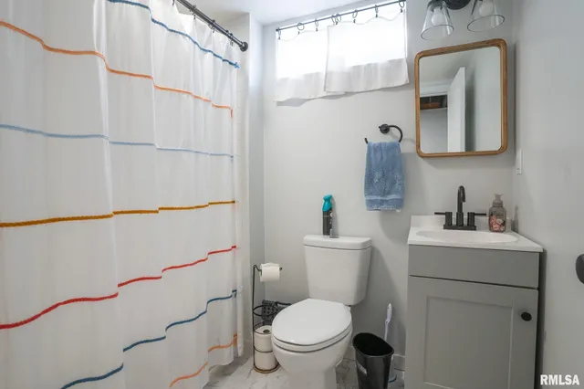 $199,900 | 2212 West Washington Street, Springfield, IL 62704