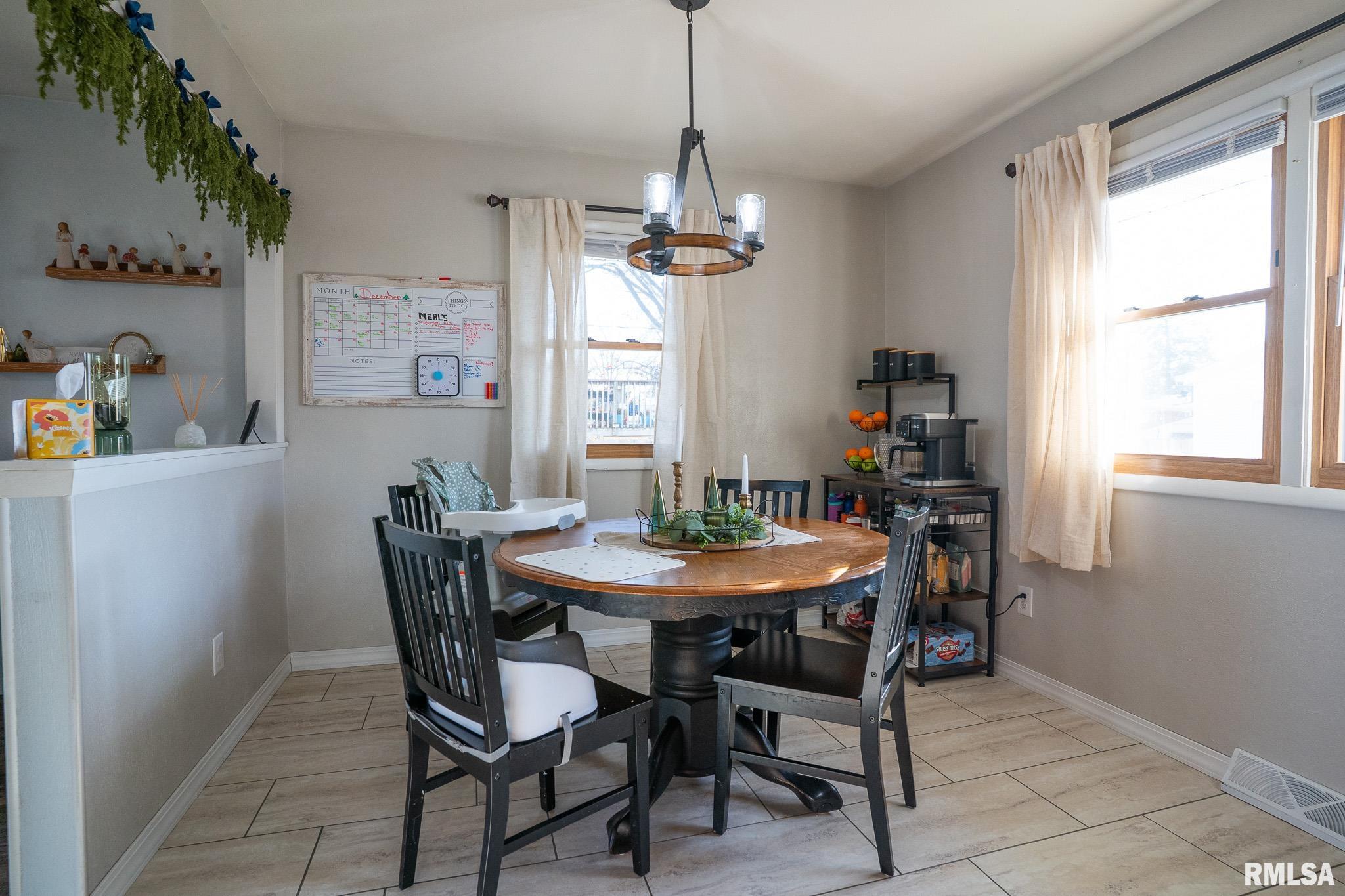 2212 West Washington Street Springfield, IL 62704 - Photo 7 of 21