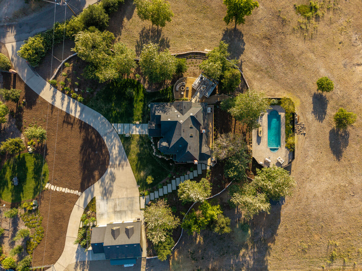 13100 Ojai Road Santa Paula, CA 93060 - Photo 60 of 60 DJI_20260520092247_0137_D_ROY