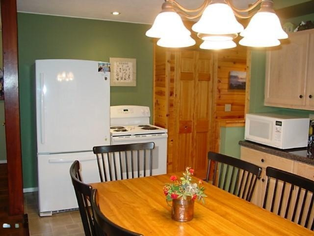 46868 Meadow Lane Decatur, MI 49045 - Photo 21 of 46 Kit c