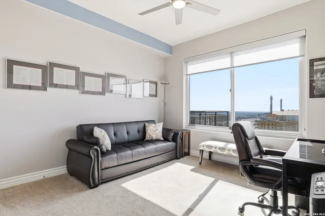 $460,000 | 215 Center Street, Unit 1507, San Antonio, TX 78202