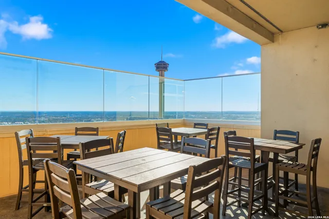 $460,000 | 215 Center Street, Unit 1507, San Antonio, TX 78202