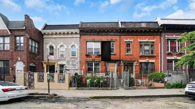 $929,000 | 2155 Walton Avenue | Fordham Heights