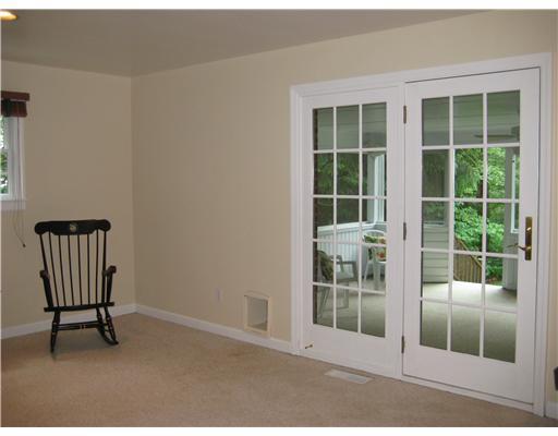 114 White Gate Road Pittsburgh, PA 15238 - Photo 6 of 18 Family Room. 1st floor laundry area is conveniently located adjacent to family room/kitchen area.