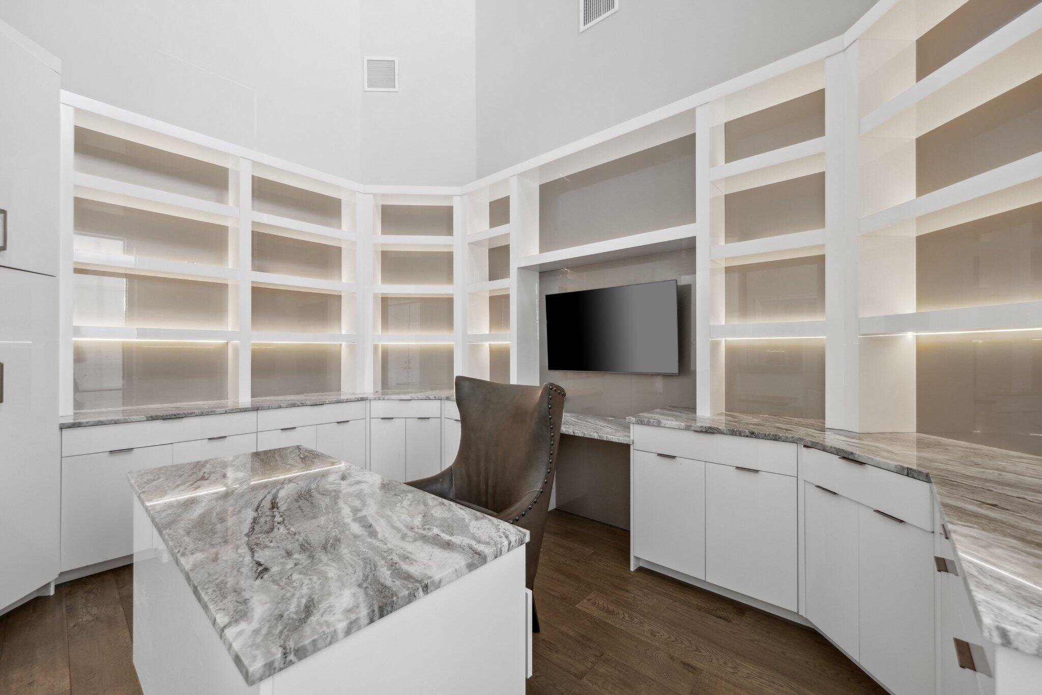 6950 Northwest 25th Way Boca Raton, FL 33496 - Photo 12 of 90 Office