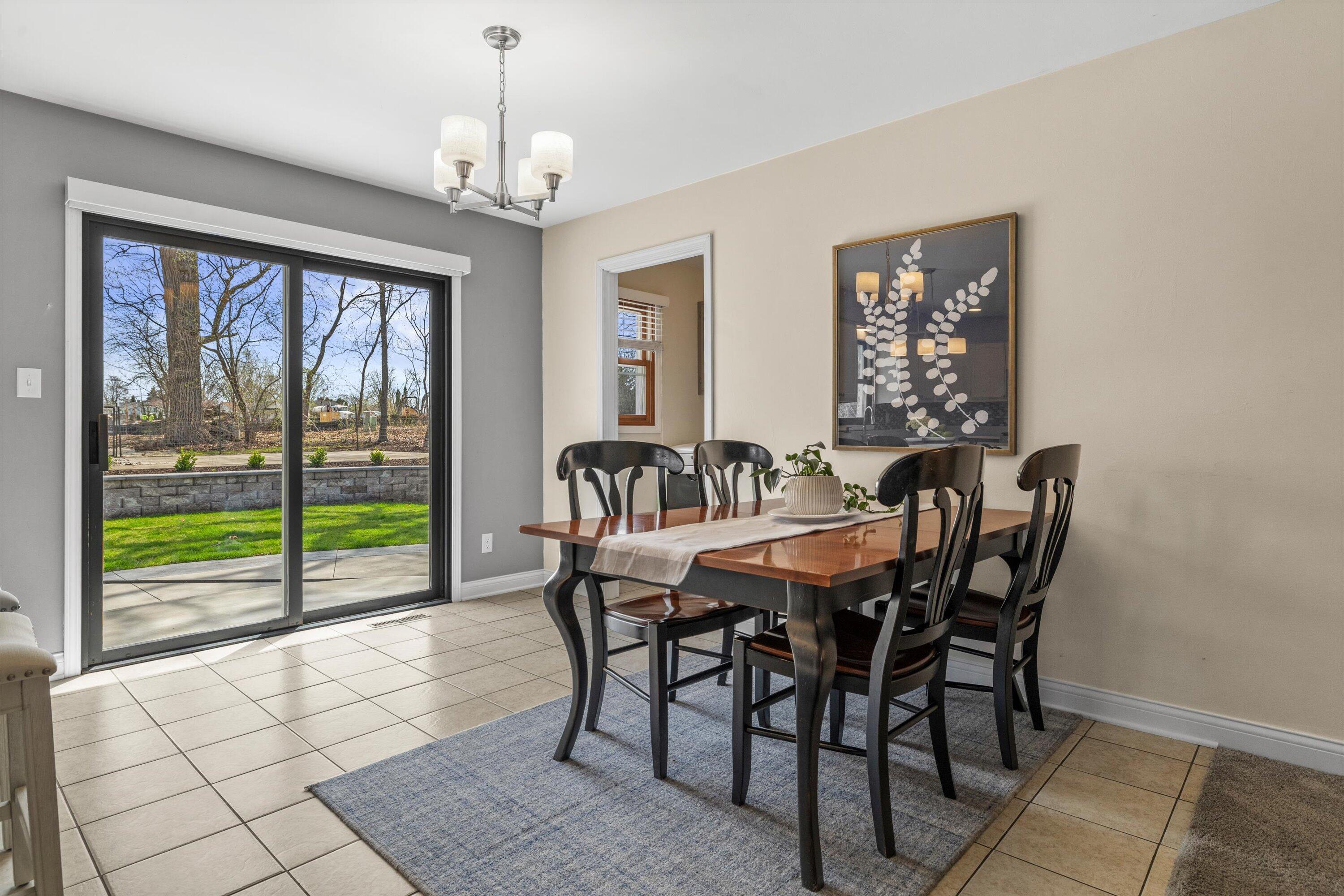 3431 Wood Road Mount Pleasant, WI 53406 - Photo 11 of 37 09-IMG_4929