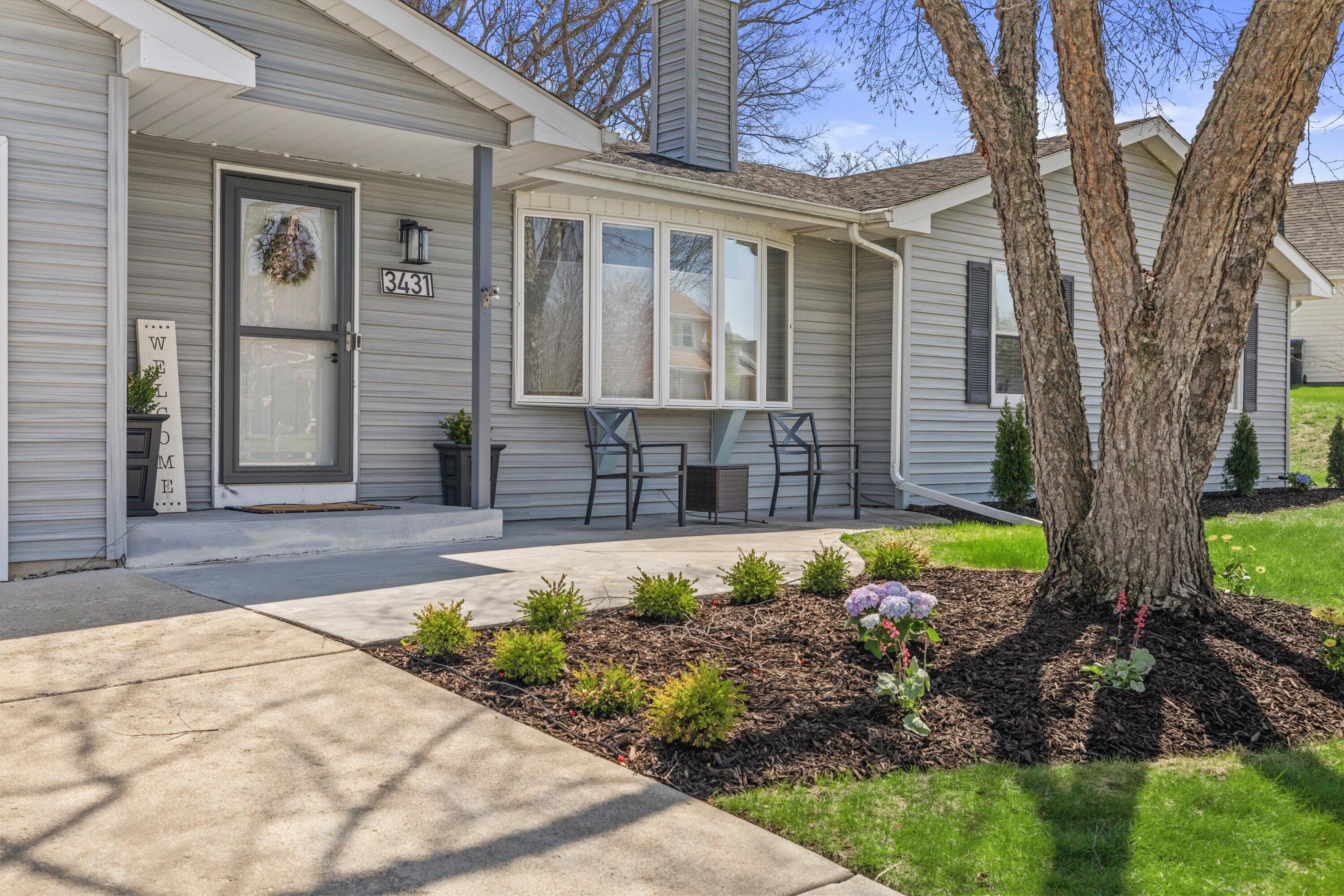 3431 Wood Road Mount Pleasant, WI 53406 - Photo 2 of 37 32-IMG_5020