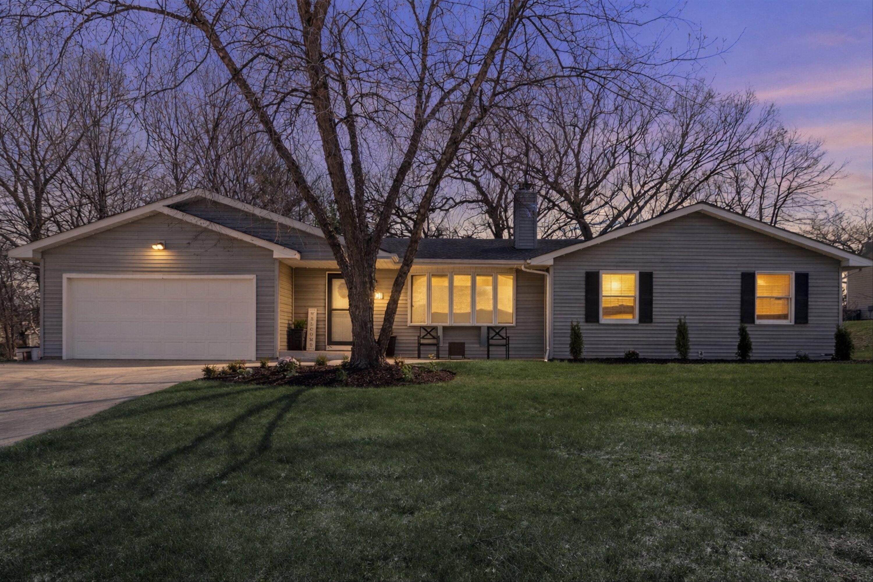 3431 Wood Road Mount Pleasant, WI 53406 - Photo 5 of 37 01-C9AADC9A-E19F-43AE-8632-677F85884F53