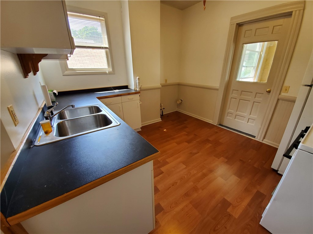 74 Stewart Street Rochester, NY 14620 - Photo 3 of 16