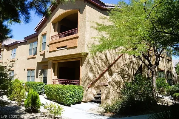 $245,000 | 8250 North Grand Canyon Drive, Unit 1080, Las Vegas, NV 89166