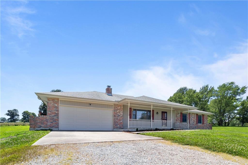 8 Northwest 515th Road Warrensburg, MO 64093 - Photo 3 of 54