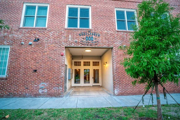 $1,850 | 3108 North Jefferson Street, Tampa, FL 33603