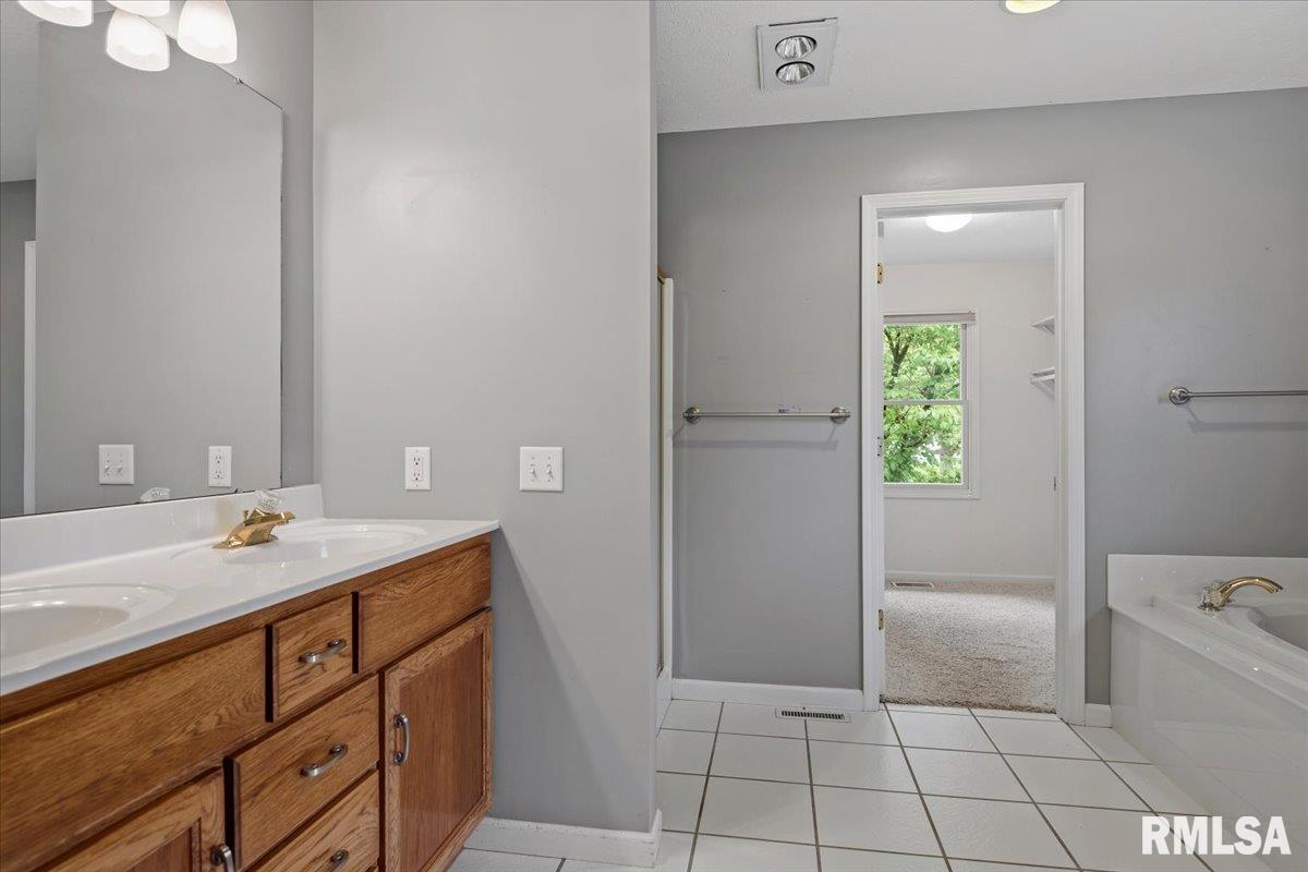 2601 Chicory Drive Springfield, IL 62711 - Photo 23 of 50