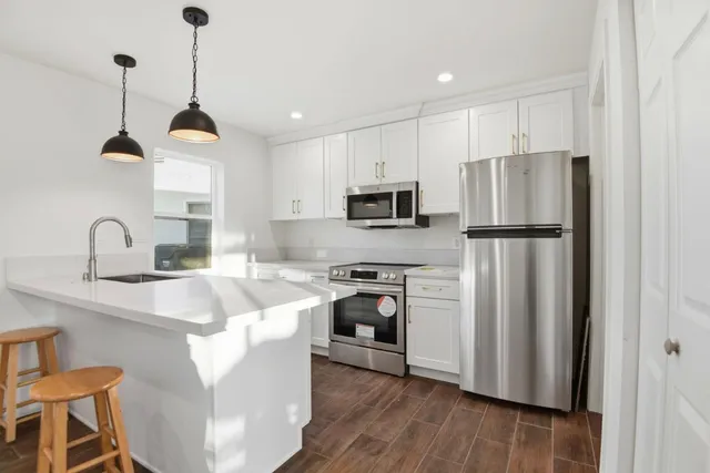 $1,925 | 648 Anita Street, Unit 1, Monrovia, CA 91016