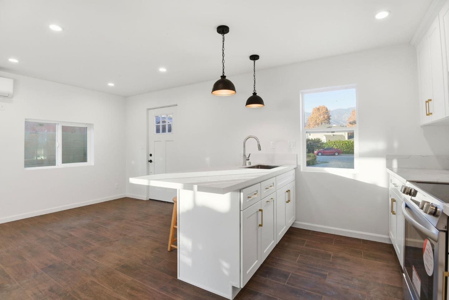 648 Anita Street, Unit 1 Monrovia, CA 91016 - Photo 12 of 16