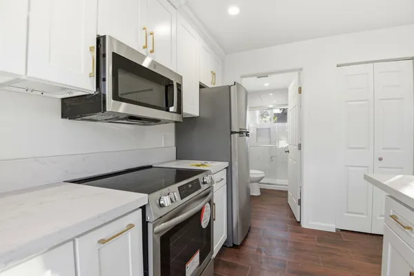 $1,925 | 648 Anita Street, Unit 1, Monrovia, CA 91016