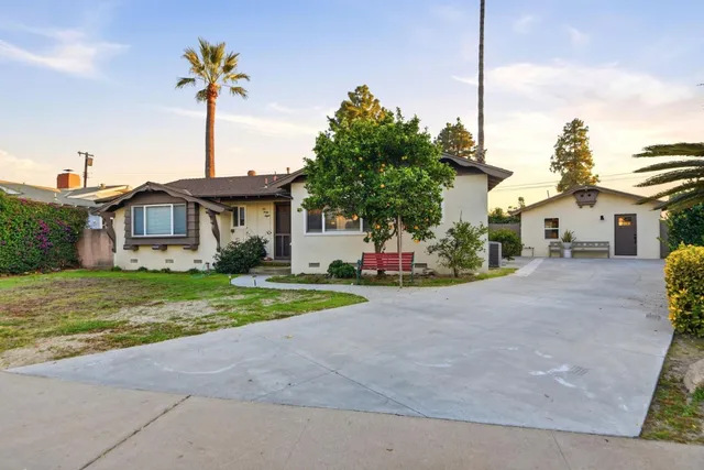 $1,925 | 648 Anita Street, Unit 1, Monrovia, CA 91016