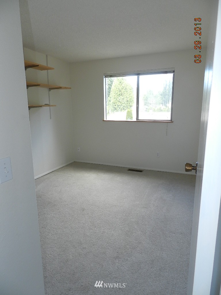 3318 198th Place Southeast Bothell, WA 98012 - Photo 8 of 8 Gallery Image 8