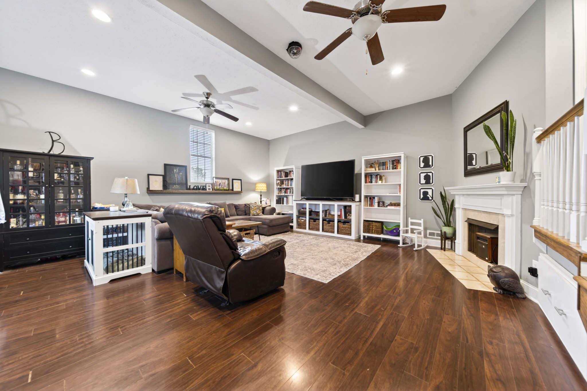 8023 Bethlehem Road Springfield, TN 37172 - Photo 52 of 55 a living room with furniture fireplace and flat screen tv