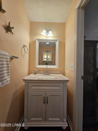 $1,800 | 1105 13th Street, Unit E, Port Royal, SC 29935
