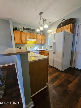 $1,800 | 1105 13th Street, Unit E, Port Royal, SC 29935