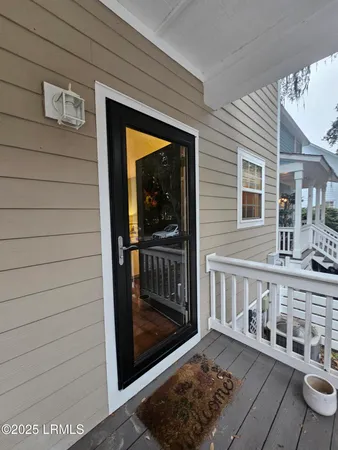$1,800 | 1105 13th Street, Unit E, Port Royal, SC 29935