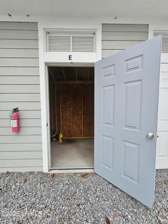 $1,800 | 1105 13th Street, Unit E, Port Royal, SC 29935