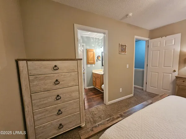 $1,800 | 1105 13th Street, Unit E, Port Royal, SC 29935