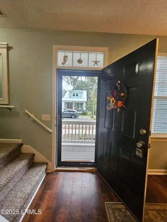 $1,800 | 1105 13th Street, Unit E, Port Royal, SC 29935