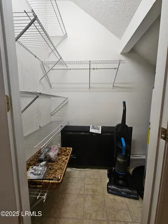 $1,800 | 1105 13th Street, Unit E, Port Royal, SC 29935