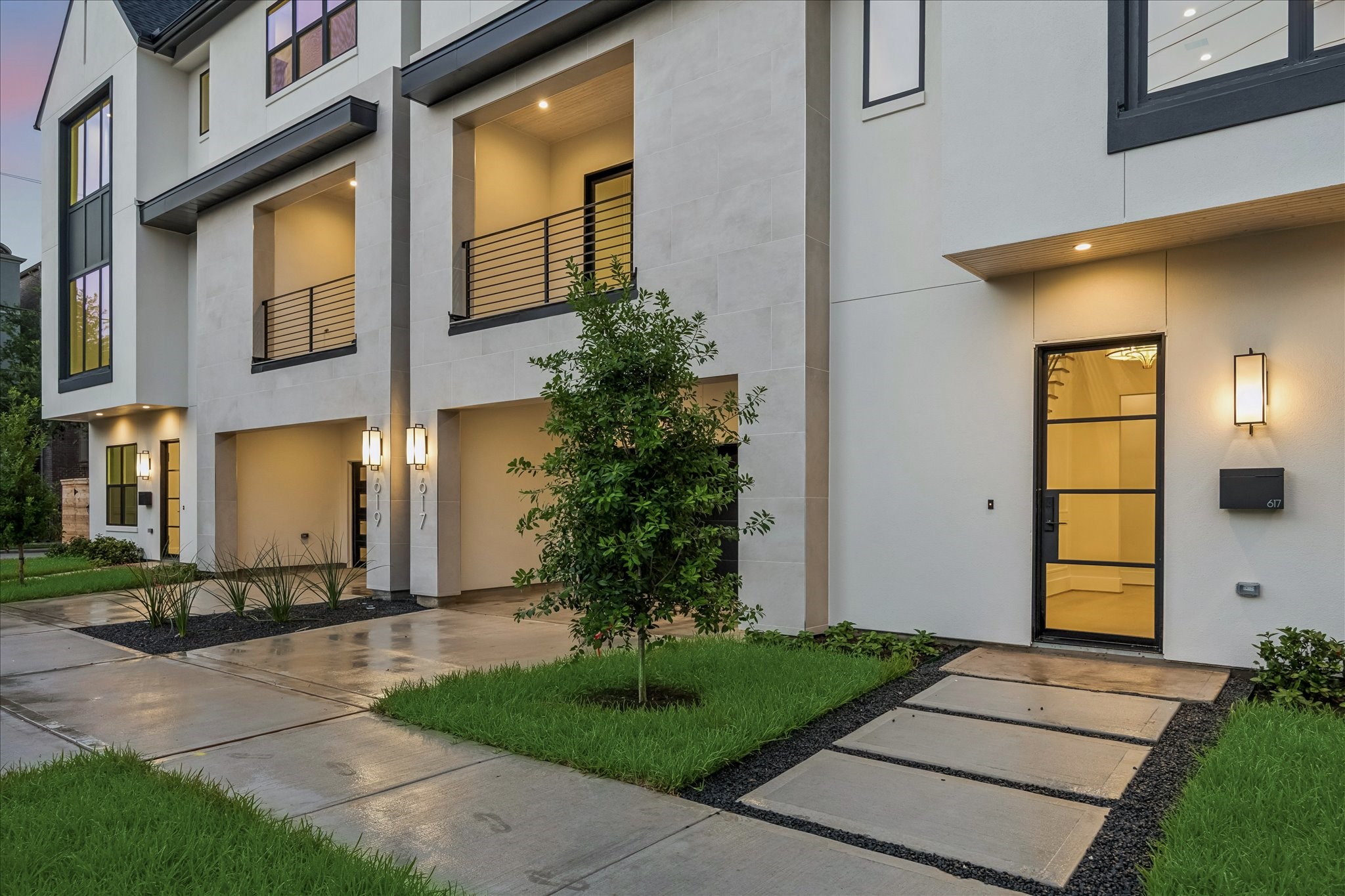 617 Bomar Street Houston, TX 77006 - Photo 3 of 44