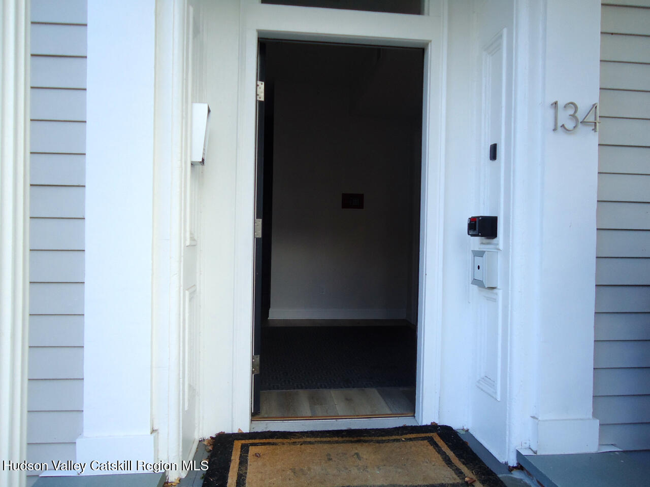 134 Warren Street, Unit 2 Hudson, NY 12534 - Photo 2 of 19 DSC02348