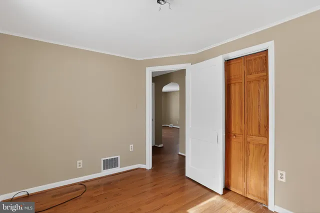 $290,000 | 1825 Dutton Mill Road, Aston, PA 19014