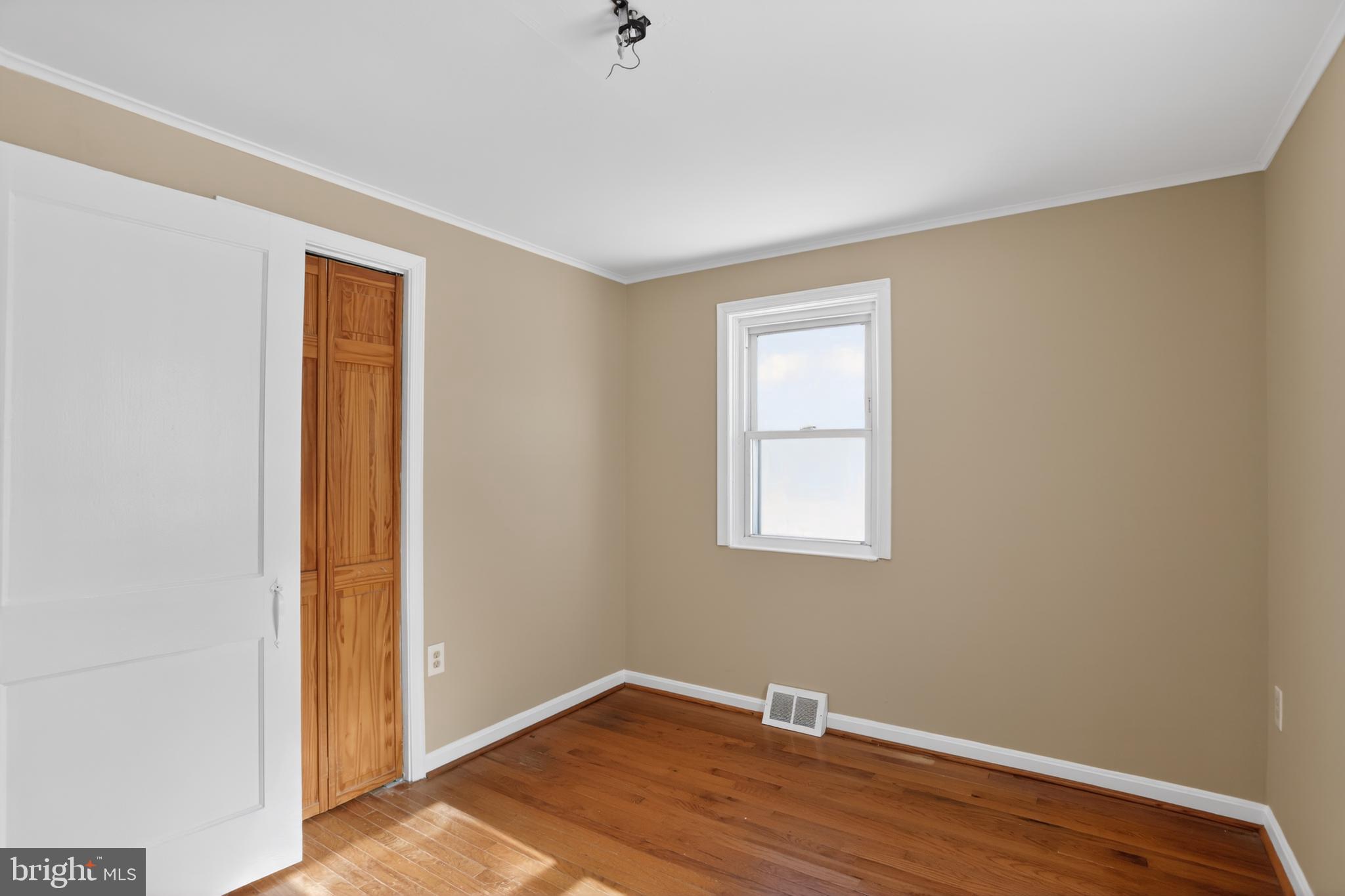 1825 Dutton Mill Road Aston, PA 19014 - Photo 19 of 38